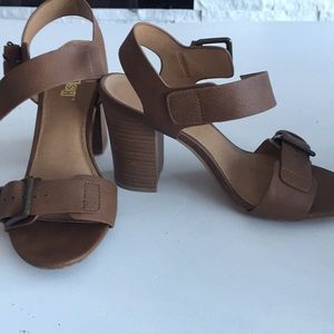 🍂 Brown Strap Heels